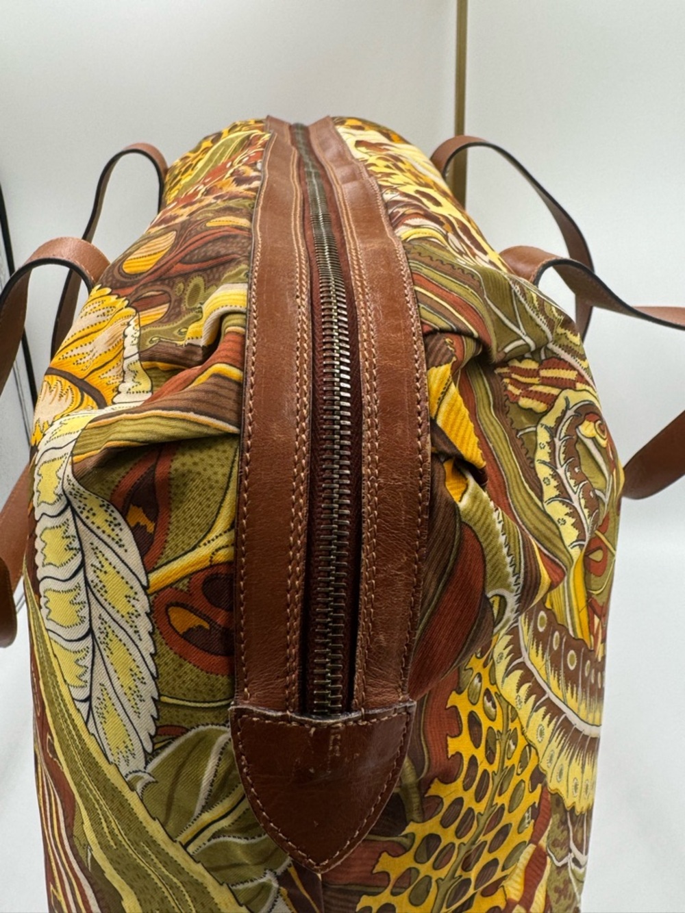 Salvatore Ferragamo Jungle Print / Leopard Print Travel Bag - Picture 8 of 15